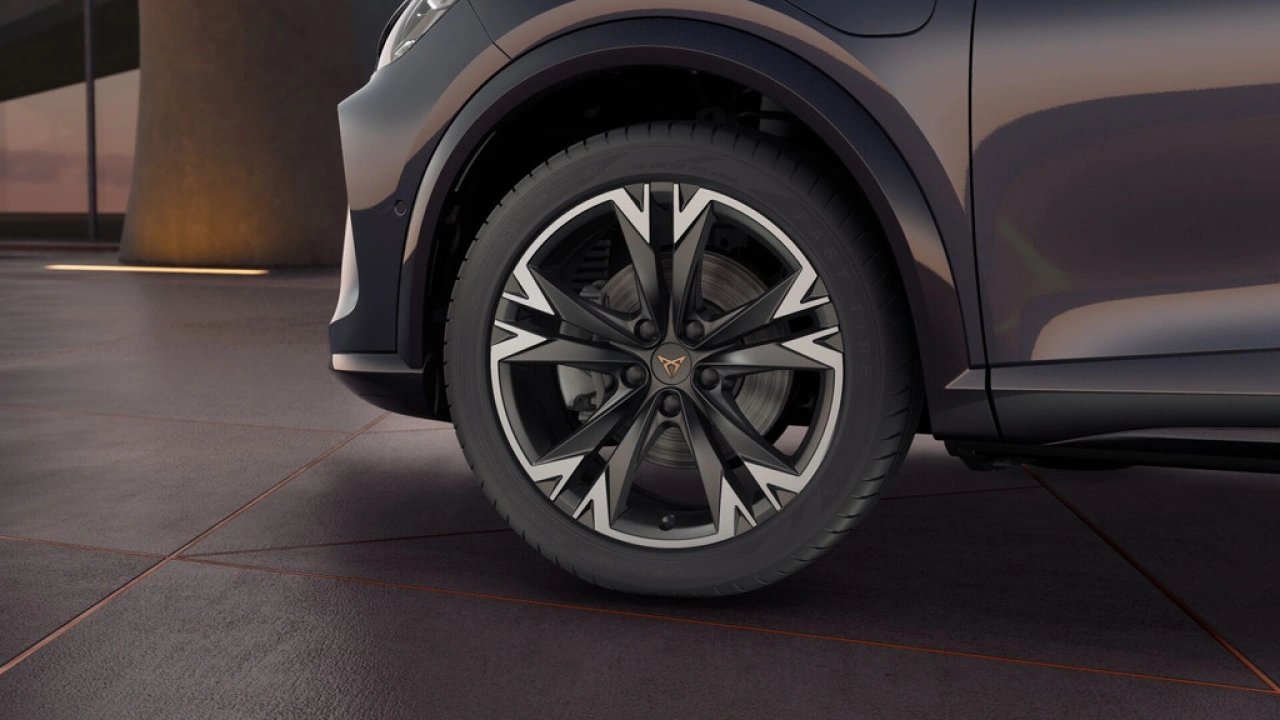 CUPRA Formentor 1.5 TSI e-Hybrid 204 6DSG Business