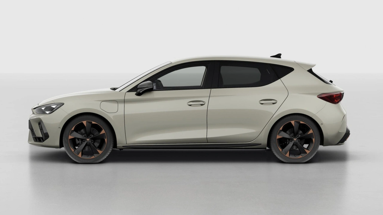CUPRA Leon 1.5 TSI e-Hybrid 204 6DSG Business