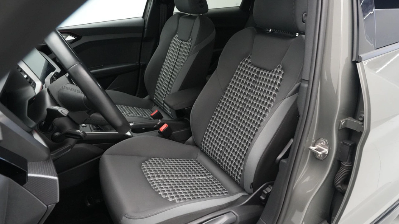 Audi A1 citycarver 30 TFSI Advanced Edition S Line