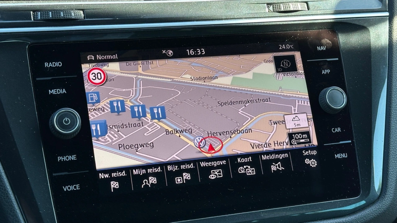 Volkswagen Tiguan 1.5 TSI ACT 150pk DSG Highline Business R