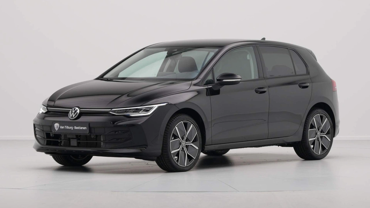 Volkswagen Golf 1.5 eTSI 115pk DSG Oranje Edition