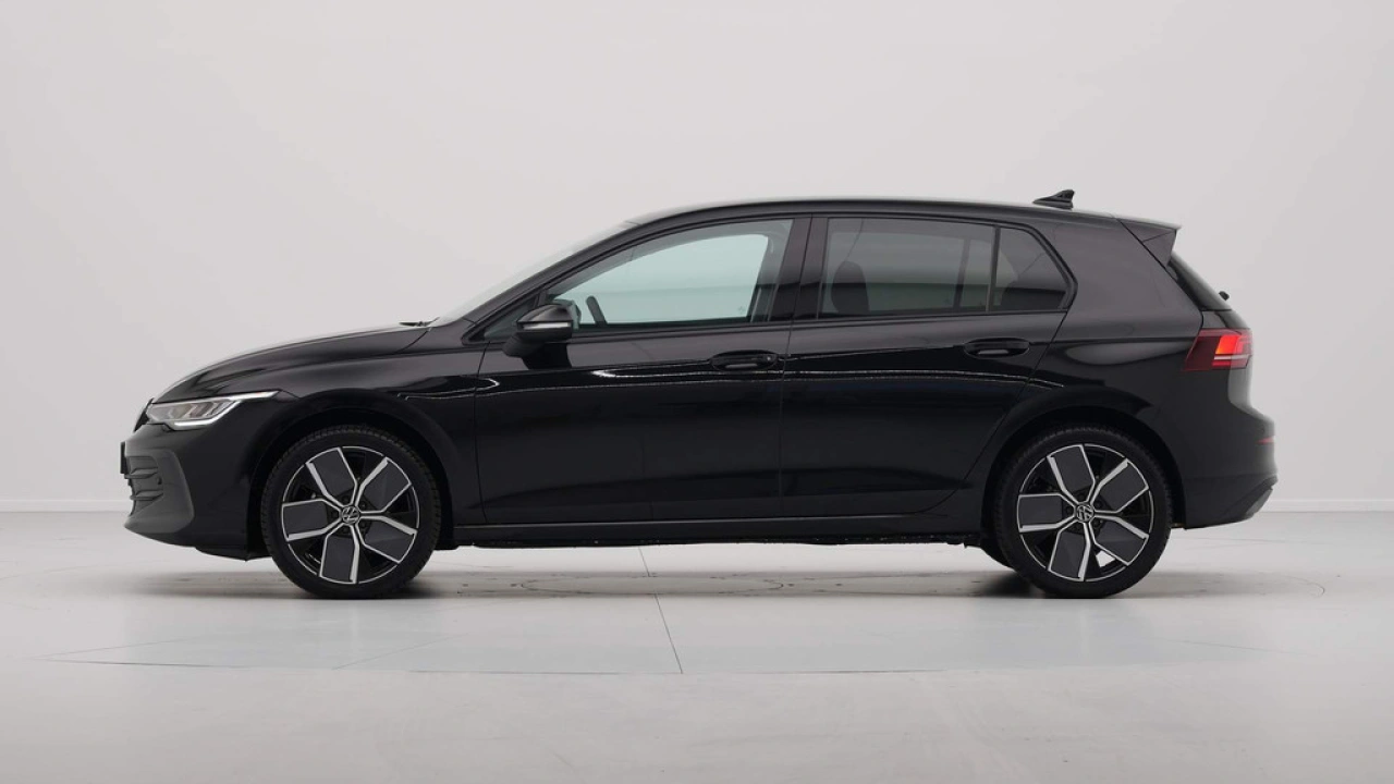 Volkswagen Golf 1.5 eTSI 115pk DSG Oranje Edition