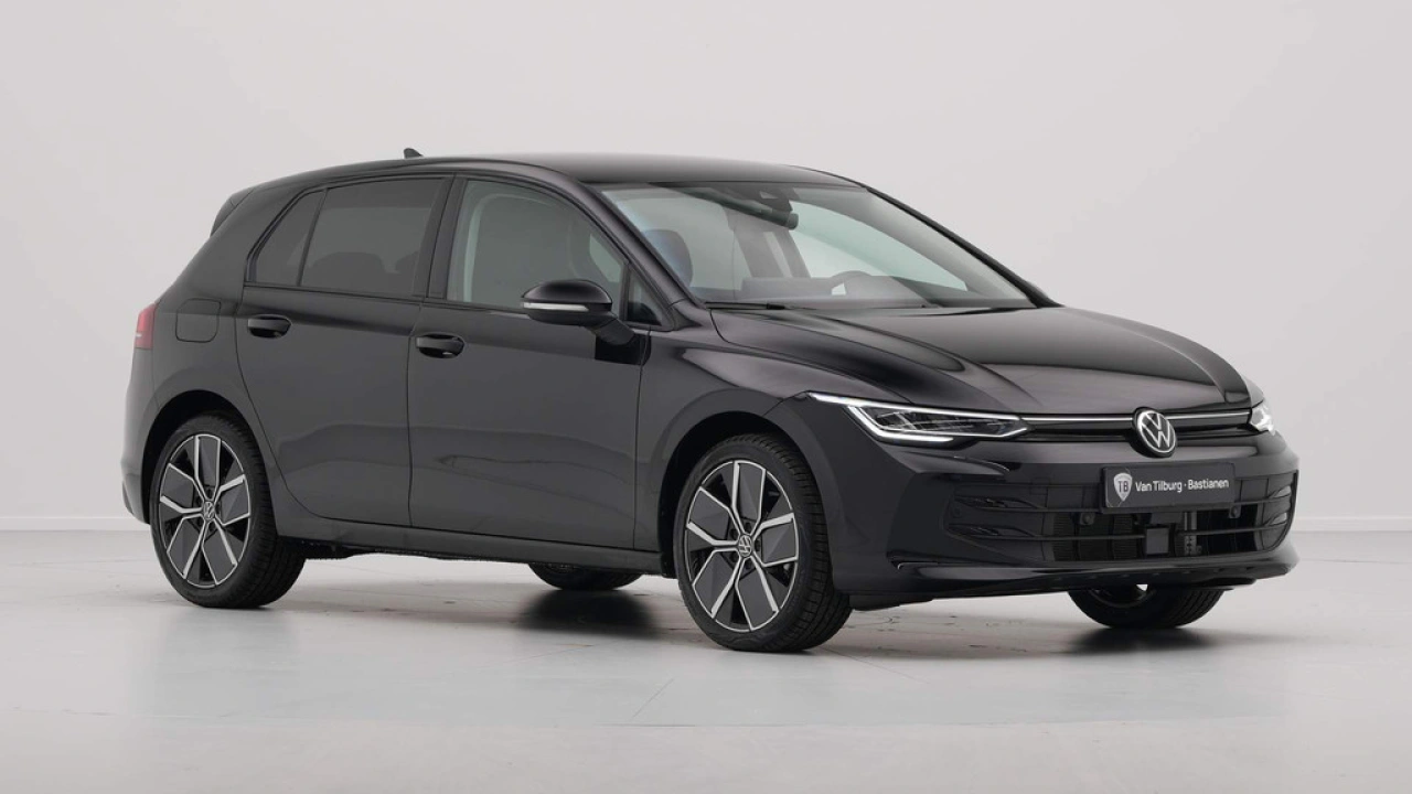 Volkswagen Golf 1.5 eTSI 115pk DSG Oranje Edition