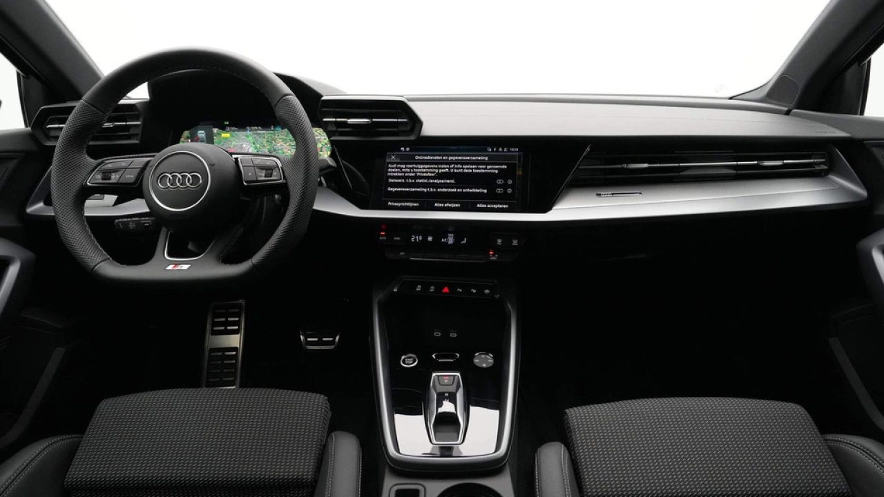 Audi A3 Limousine 30 TFSI 115pk S Line edition