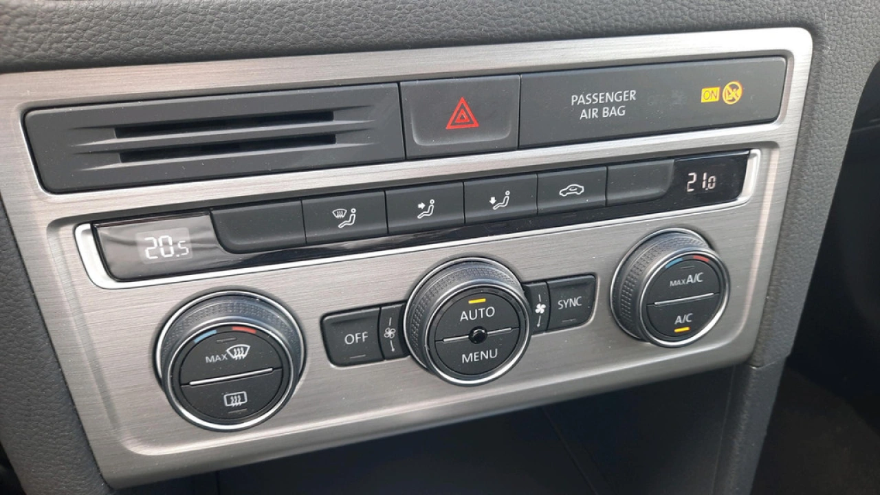 Volkswagen Golf Sportsvan 1.0 TSI Automaat | Comfortline Executive | Trekhaak | VERWACHT