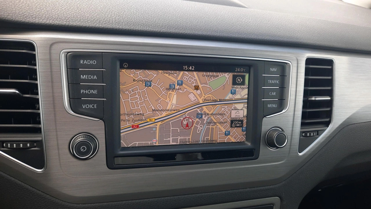 Volkswagen Golf Sportsvan 1.0 TSI Automaat | Comfortline Executive | Trekhaak | VERWACHT