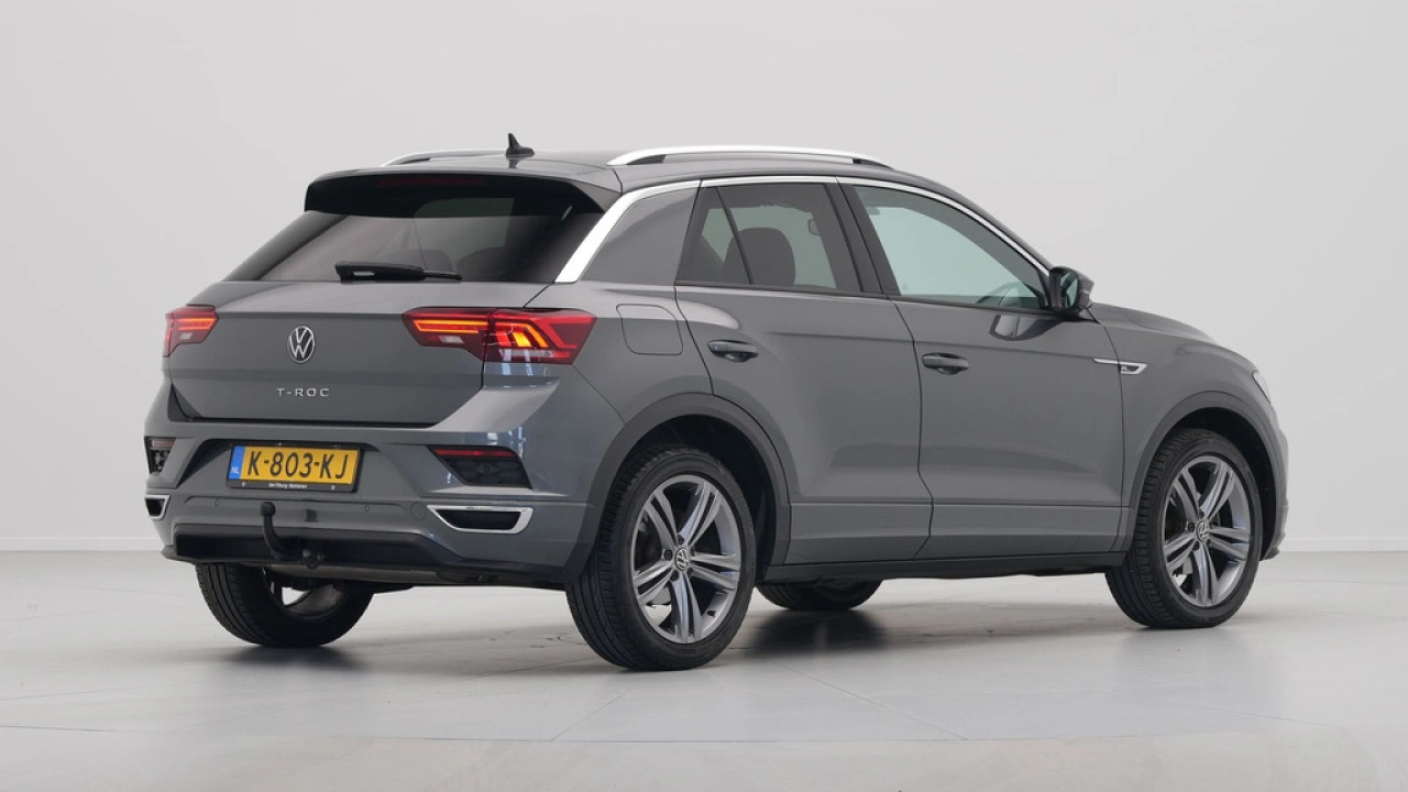 Volkswagen T-Roc 1.5 TSI 150pk Sport Business R Line