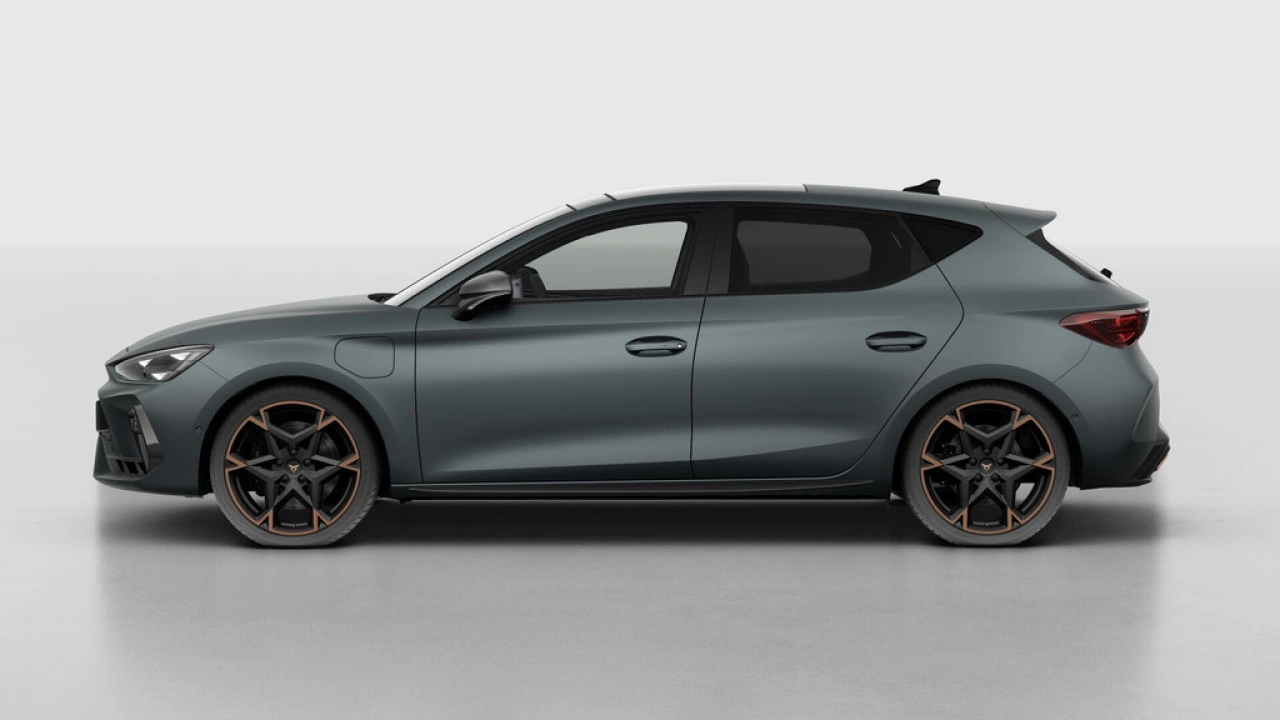 CUPRA Leon 1.5 TSI e-Hybrid 272 6DSG VZ Performance
