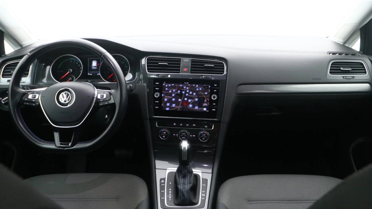 Volkswagen e-Golf E-DITION 36kWh 136pk