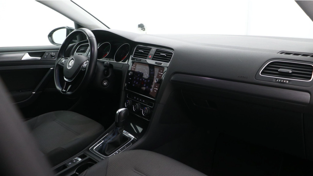 Volkswagen e-Golf E-DITION 36kWh 136pk