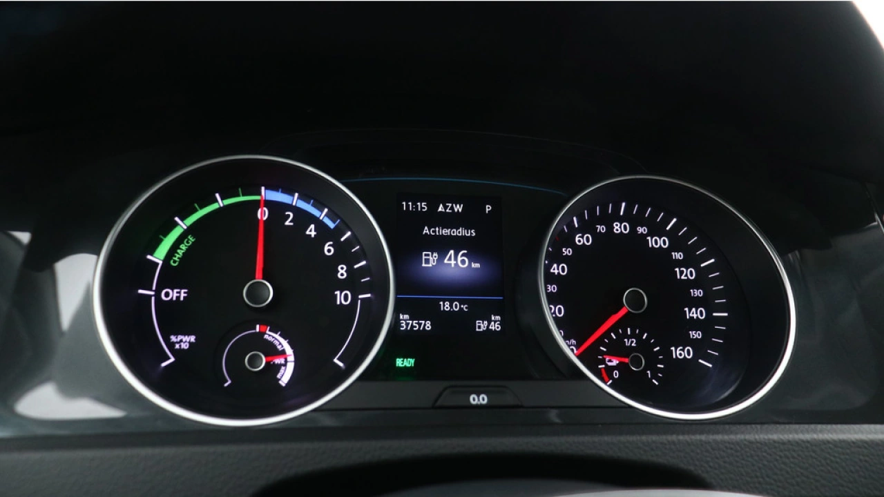 Volkswagen e-Golf E-DITION 36kWh 136pk
