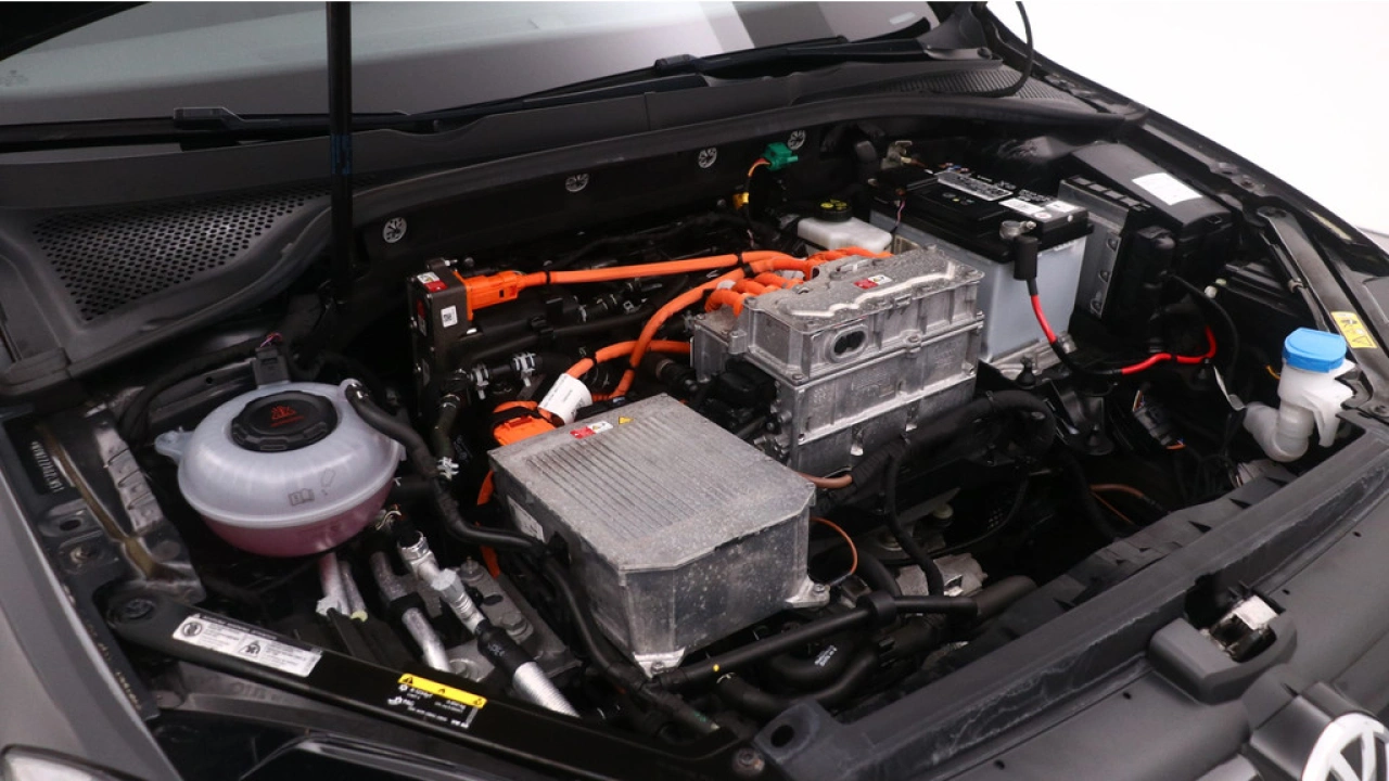 Volkswagen e-Golf E-DITION 36kWh 136pk