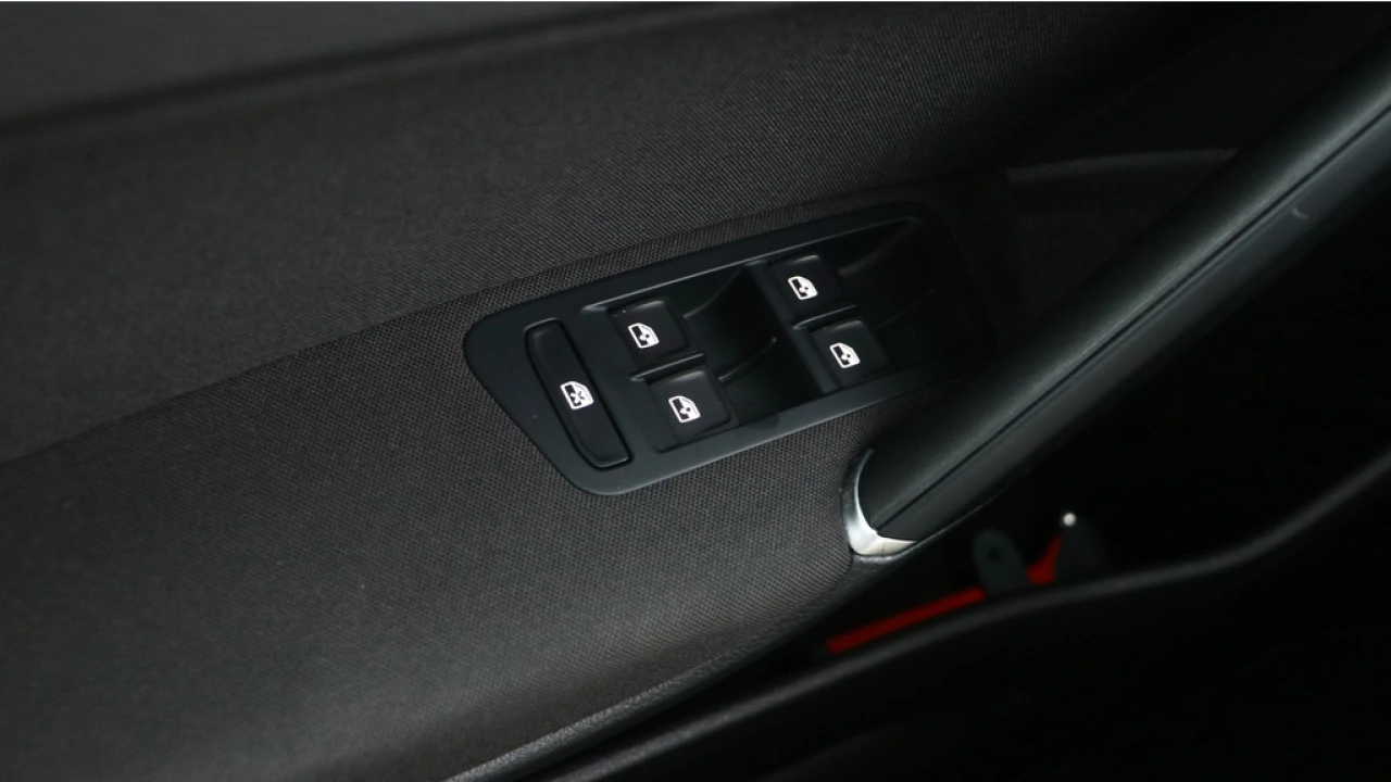 Volkswagen e-Golf E-DITION 36kWh 136pk
