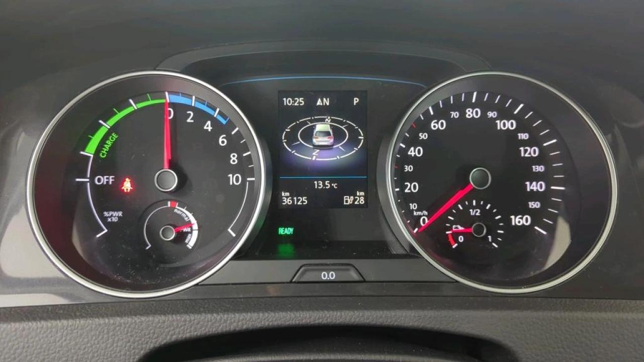 Volkswagen e-Golf E-DITION | Warmtepomp | Binnenkort beschikbaar