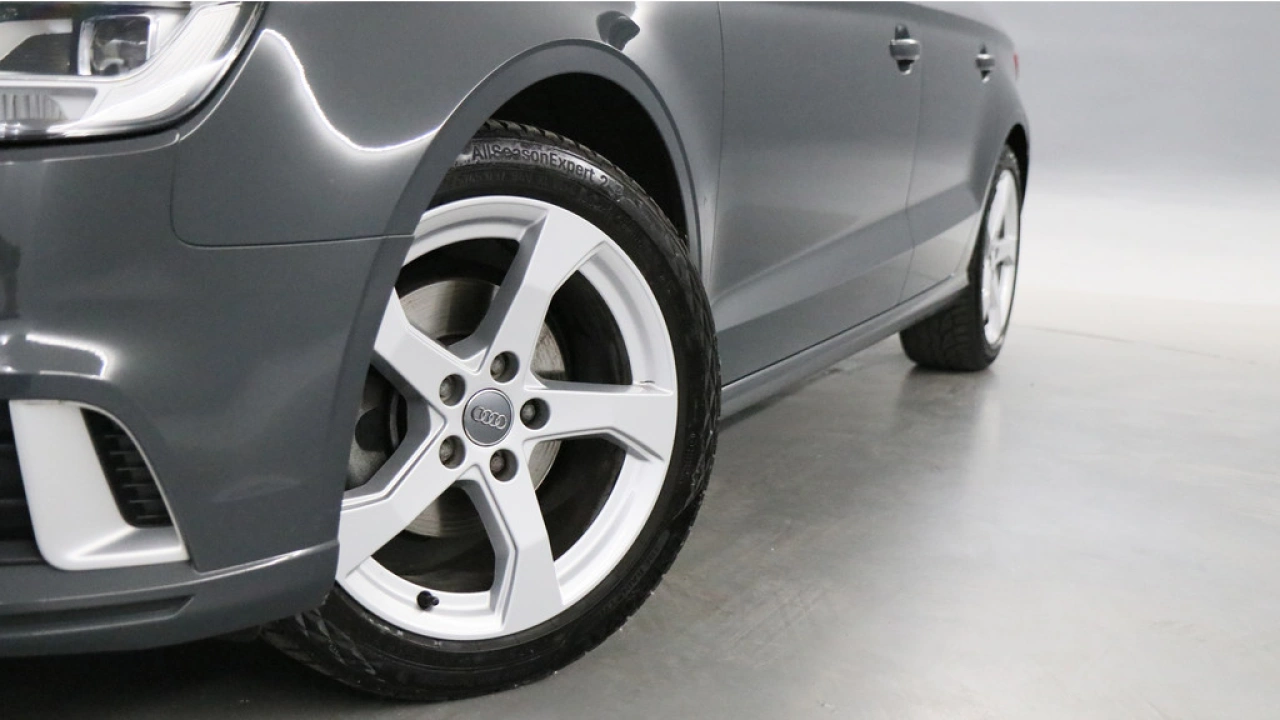 Audi A3 Limousine 30 TFSI 115pk Advance