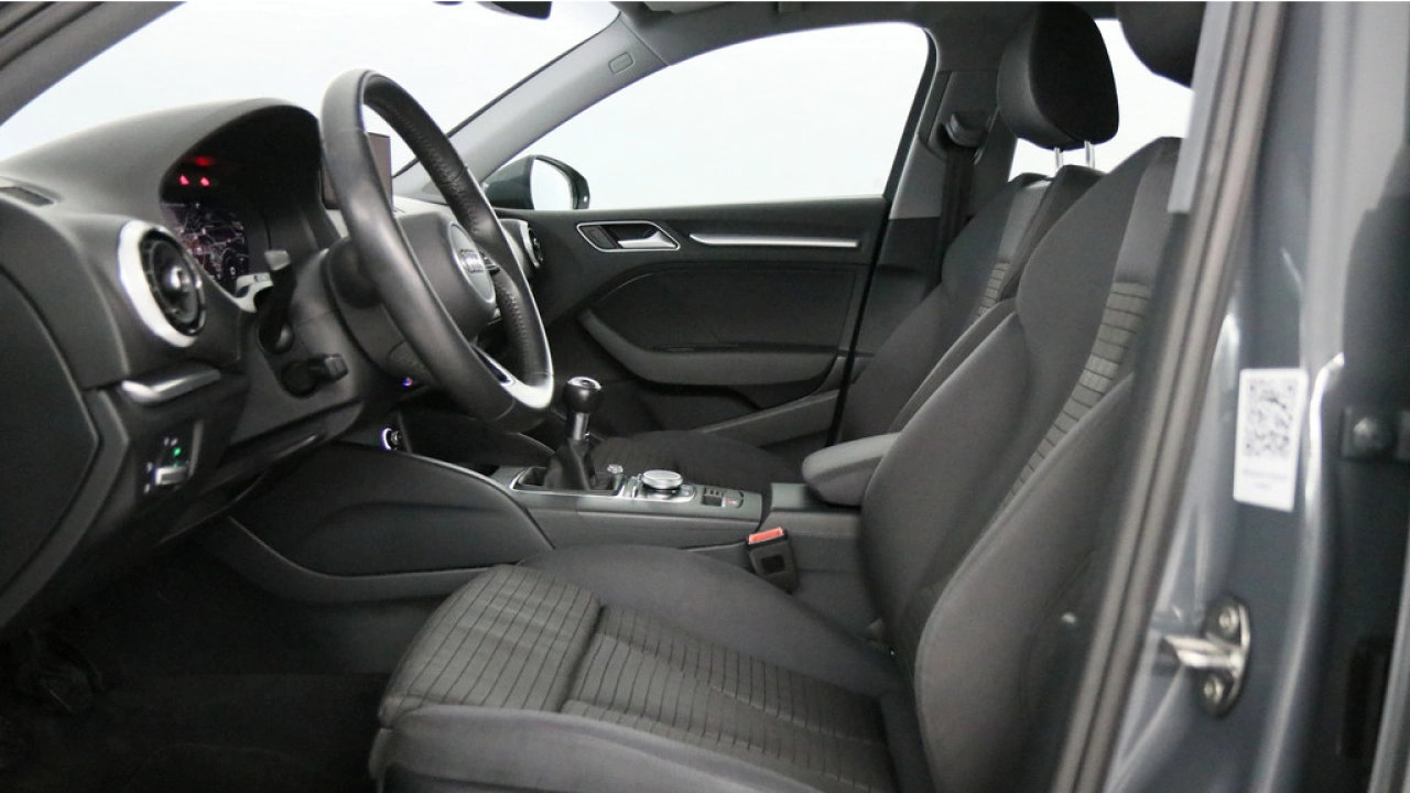 Audi A3 Limousine 30 TFSI 115pk Advance