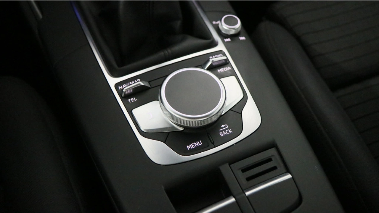 Audi A3 Limousine 30 TFSI 115pk Advance