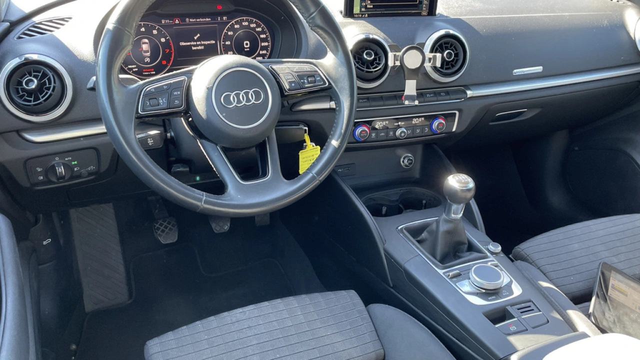 Audi A3 Limousine 30 TFSI 115pk Advance