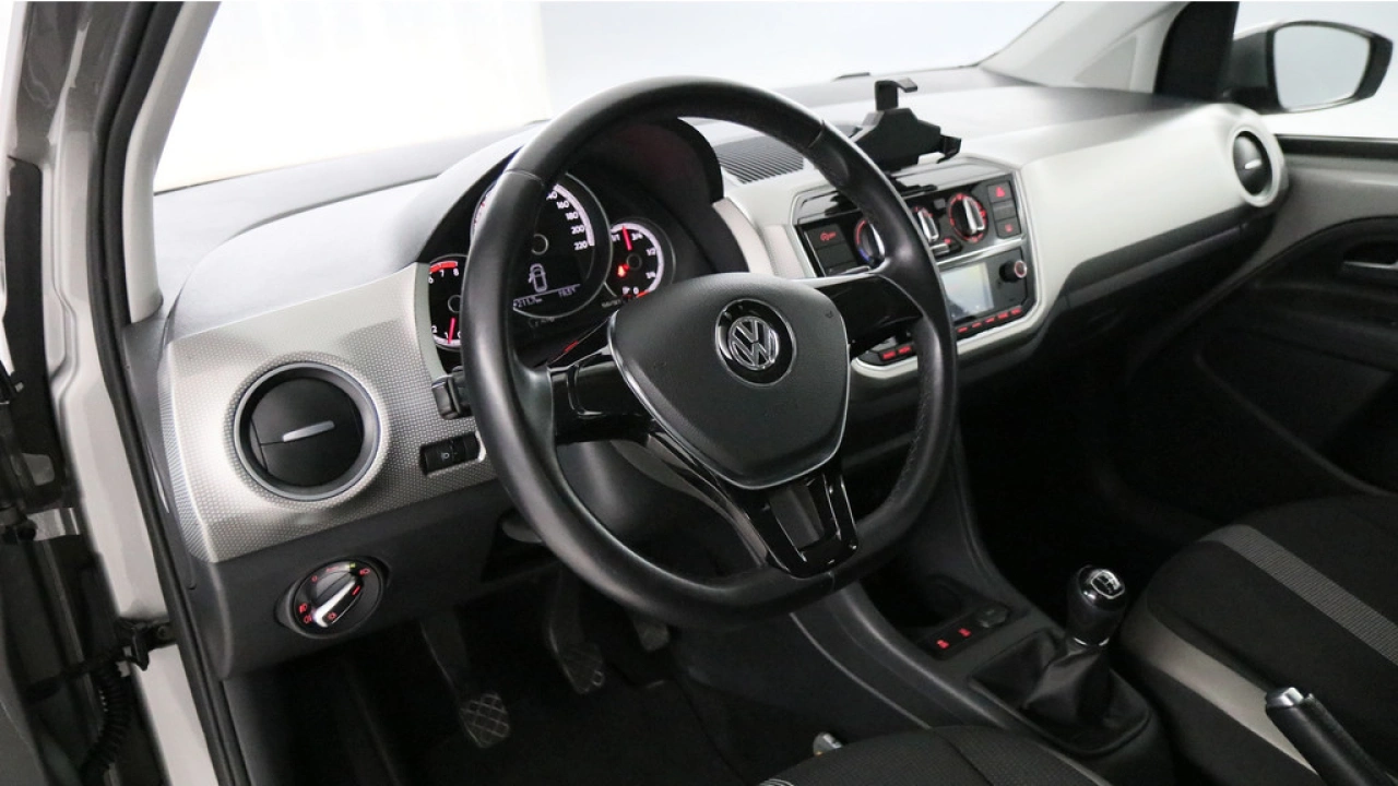 Volkswagen up! 1.0 BMT 60pk High up!