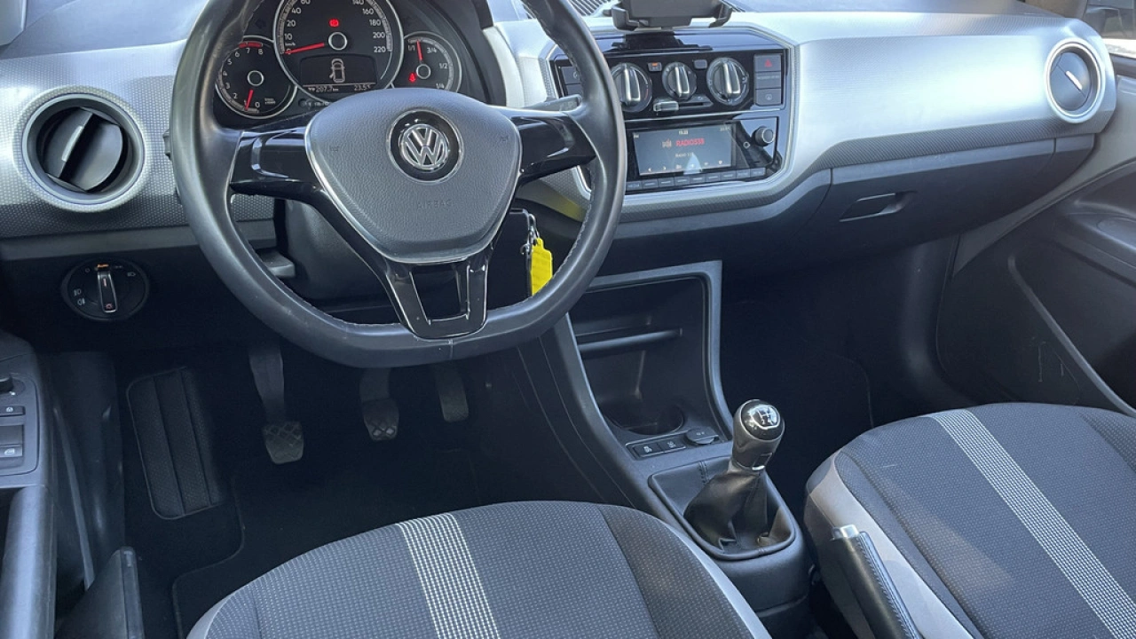 Volkswagen up! 1.0 BMT 60pk High up!