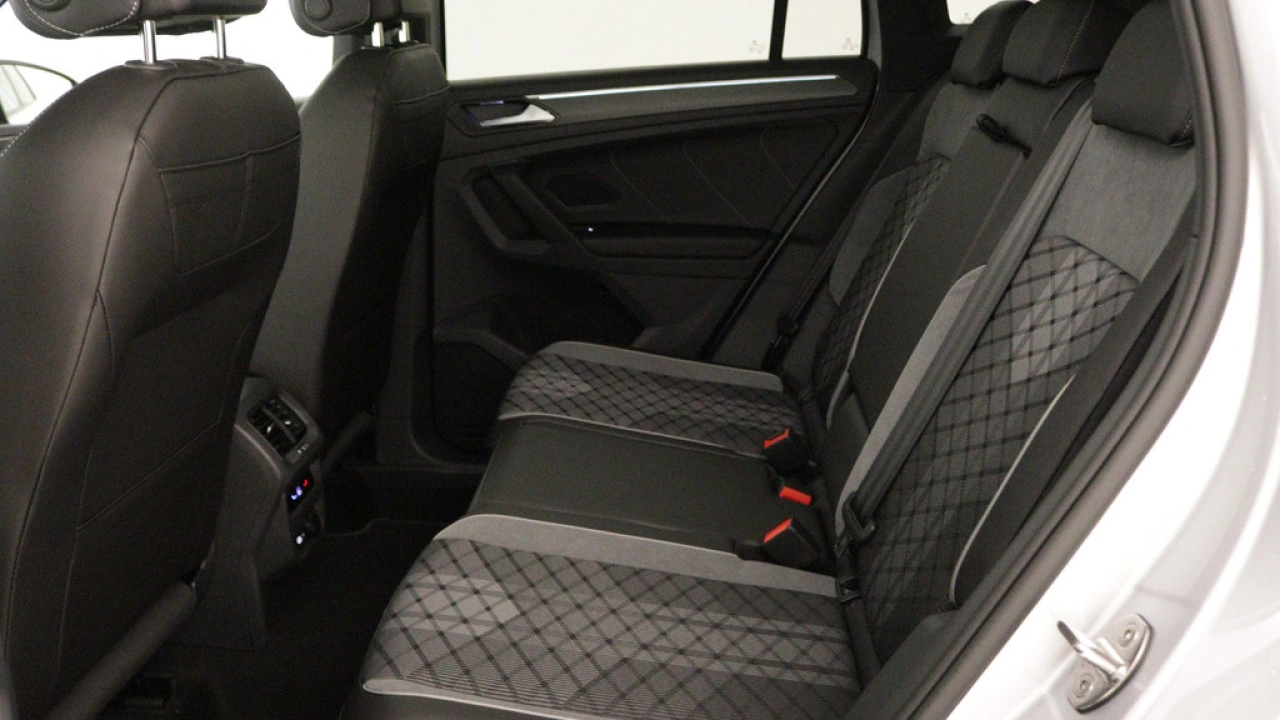 Volkswagen Tiguan 1.4 TSI eHybrid R-Line Business