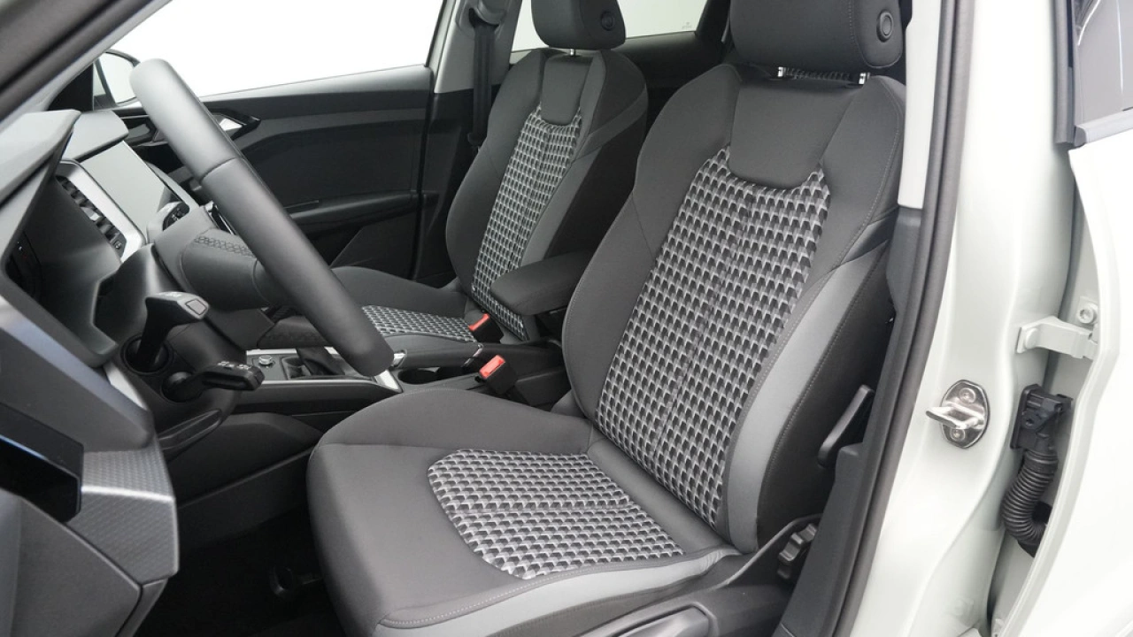 Audi A1 Sportback 25 TFSI Advanced edition