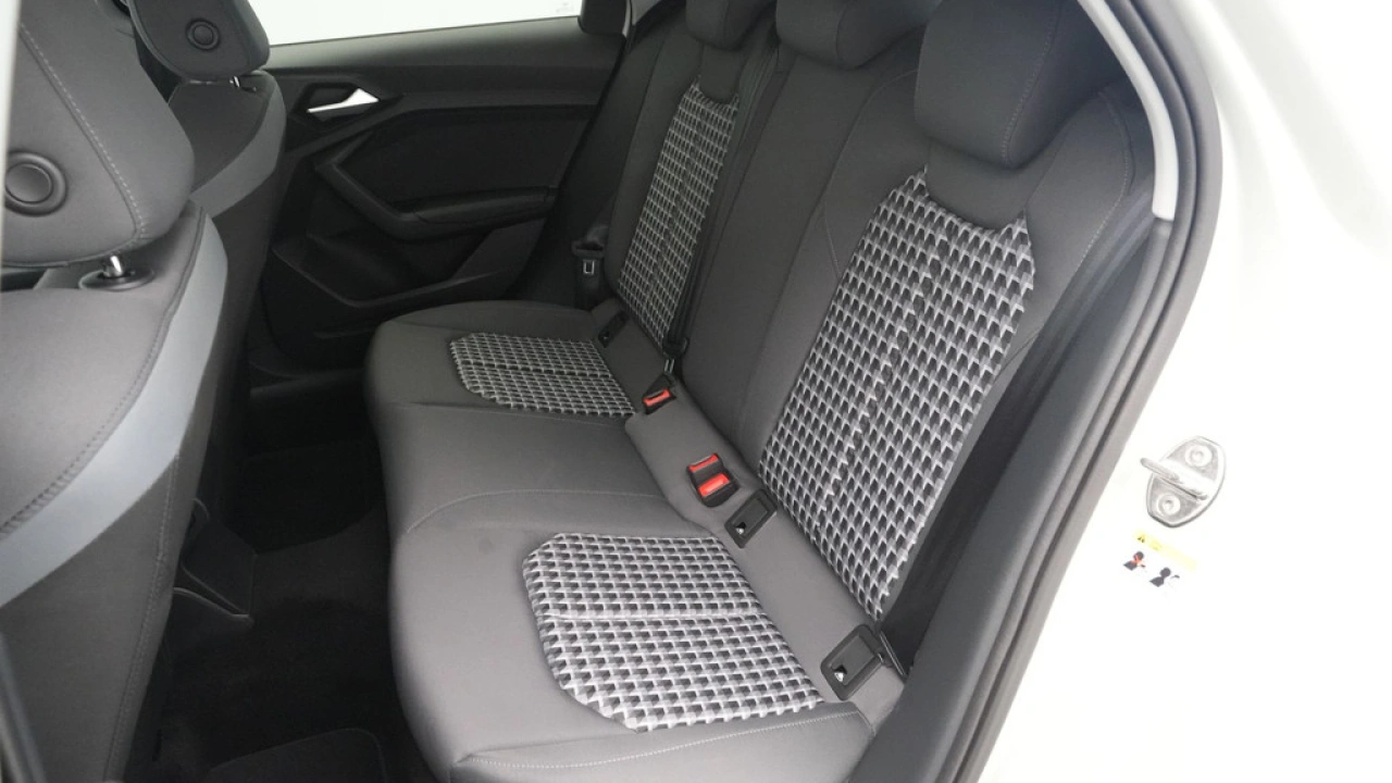 Audi A1 Sportback 25 TFSI Advanced edition