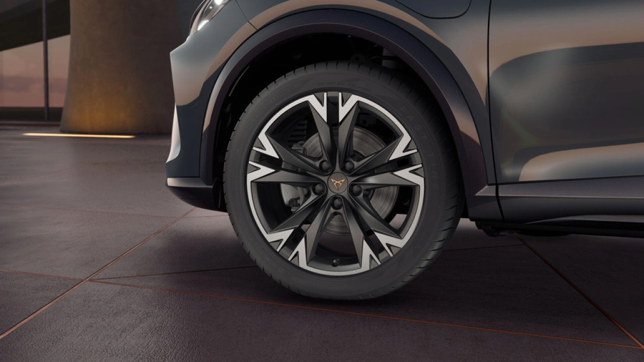 CUPRA Formentor 1.5 TSI e-Hybrid 204 6DSG Business