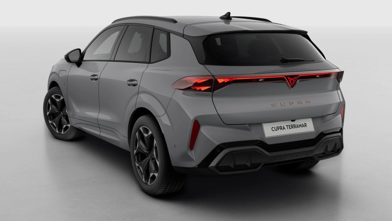 CUPRA Terramar 1.5 TSI e-Hybrid 272 6DSG VZ Performance