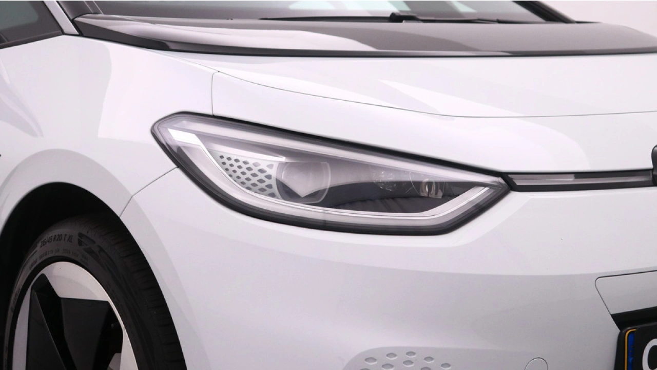 Volkswagen ID.3 First Max 58 kWh 204pk Panoramadak Head Up Navigatie