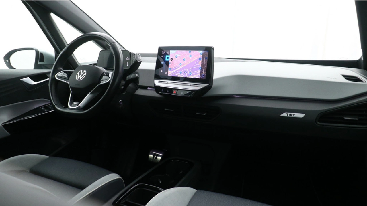 Volkswagen ID.3 First Max 58 kWh 204pk Panoramadak Head Up Navigatie