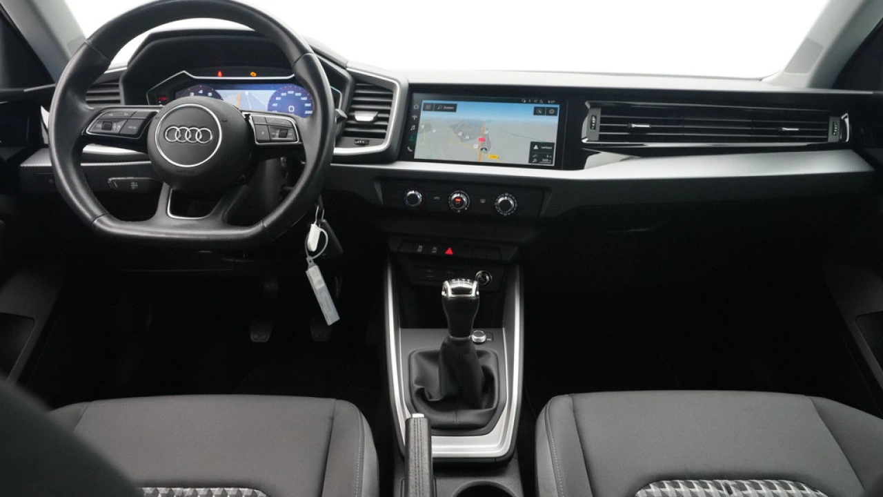 Audi A1 citycarver 25 TFSI 95pk epic