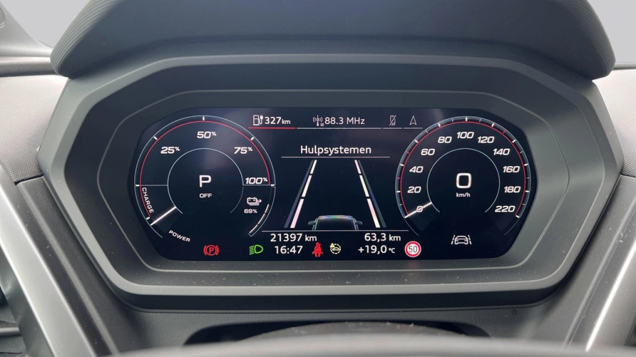 Audi Q4 e-tron 40 Advanced edition 204Pk / Matrix Led / Parkeerhulp V+A