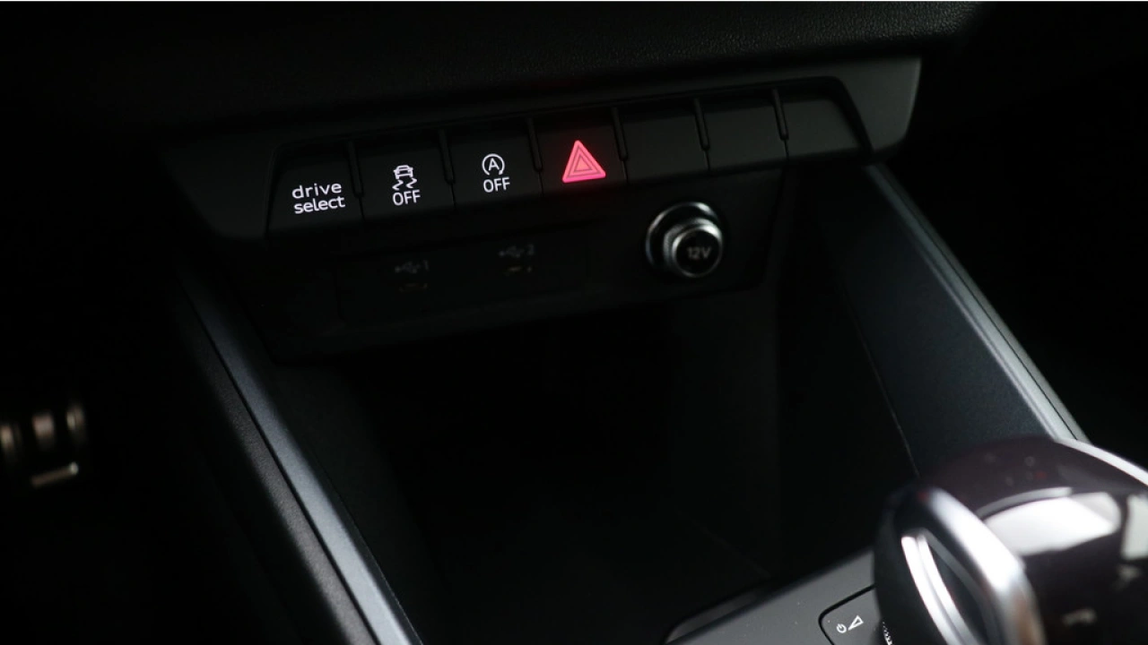 Audi A1 Sportback S Edition 30 TFSI S-tronic | 110 pk | 18