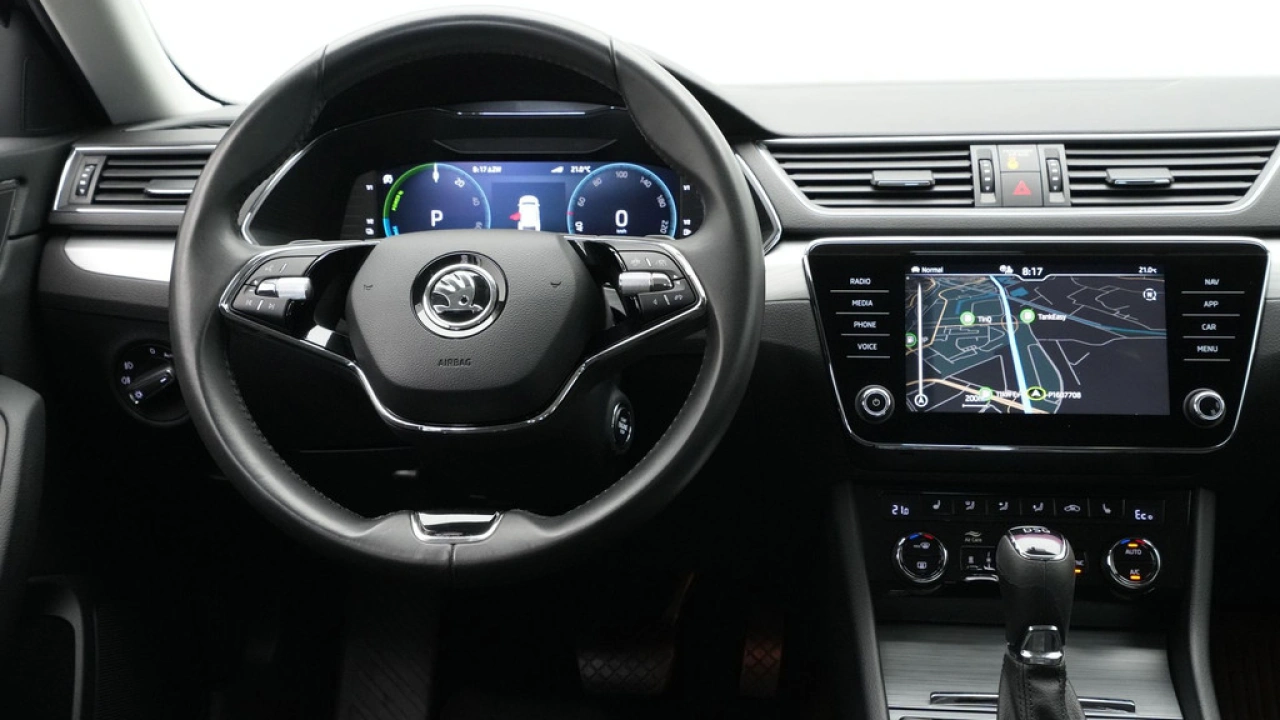 Škoda Superb Combi 1.4 TSI iV 218pk Ambition