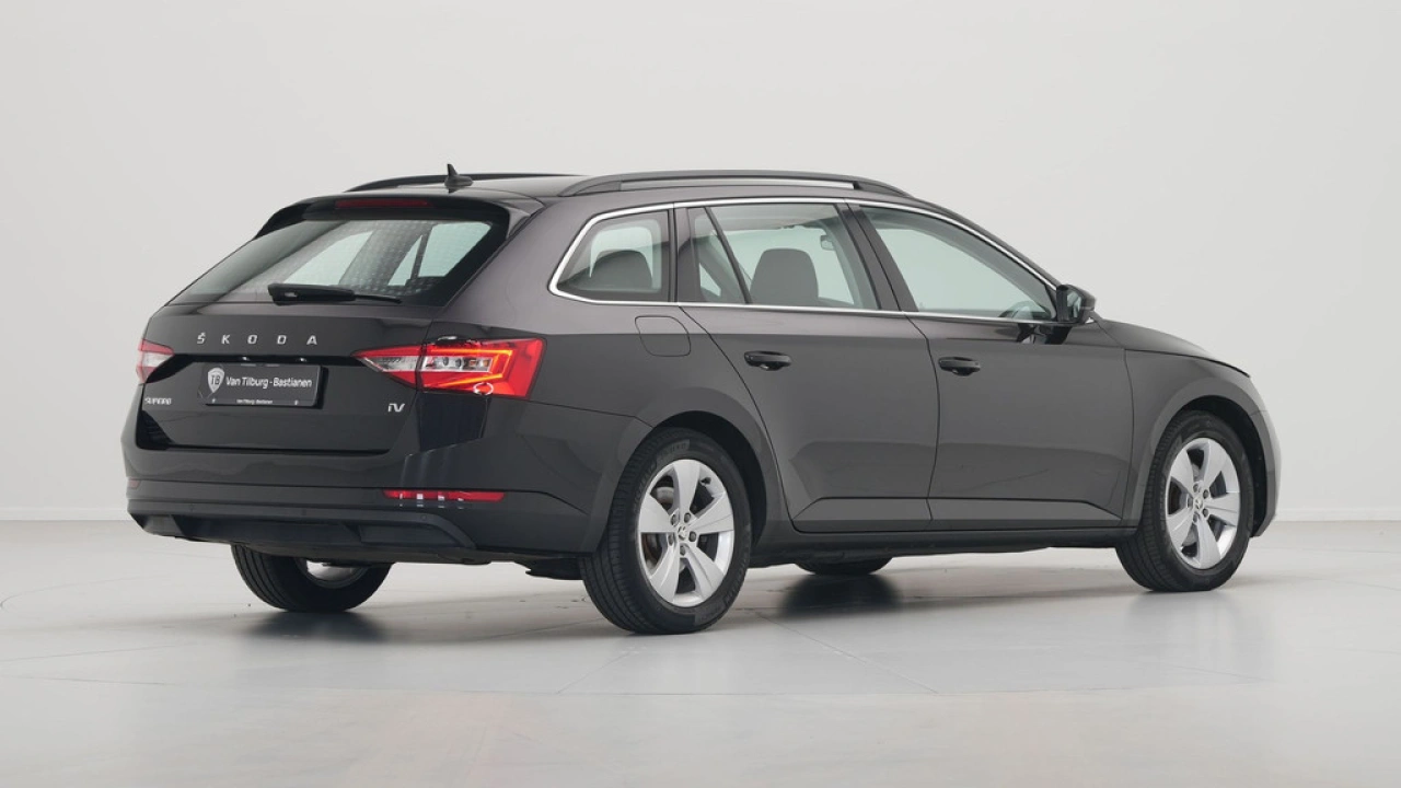 Škoda Superb Combi 1.4 TSI iV 218pk Ambition