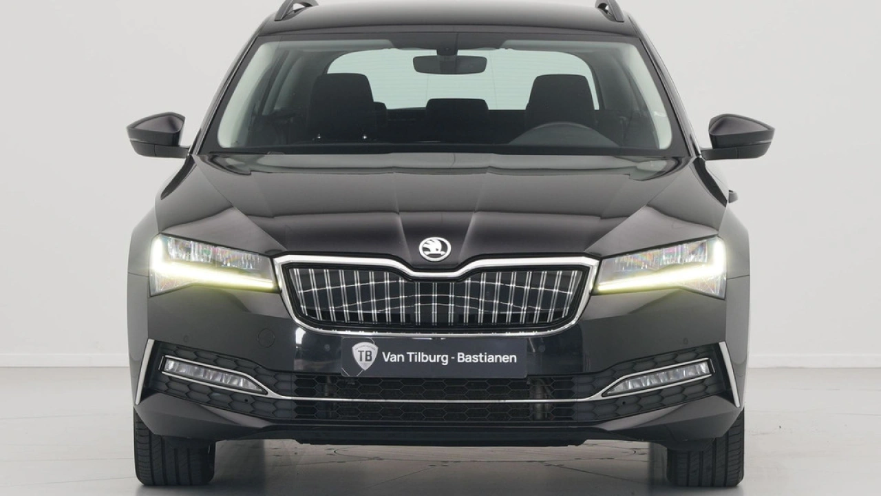 Škoda Superb Combi 1.4 TSI iV 218pk Ambition