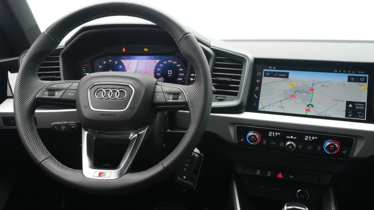 Audi A1 Sportback 25 TFSI 95pk S edition S Line
