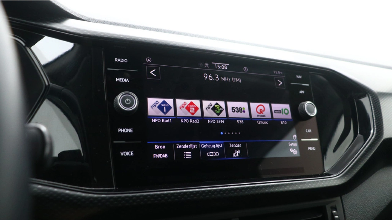Volkswagen T-Cross 1.0 TSI 110pk DSG Life Navigatie LED