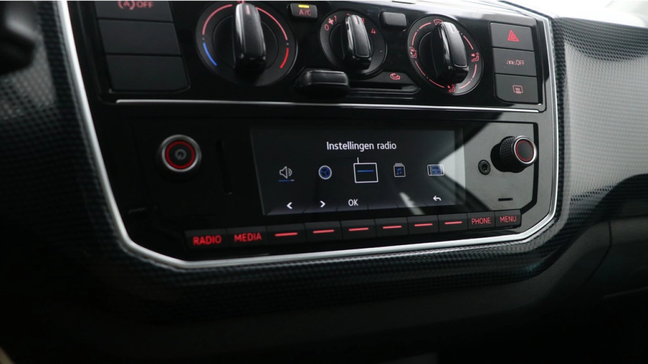 Volkswagen up! 1.0 65pk Airco Bluetooth Lane Assist DAB