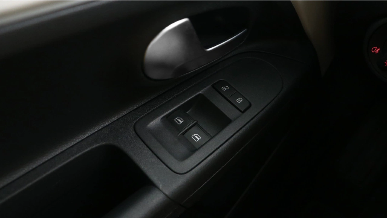 Volkswagen up! 1.0 65pk Airco Bluetooth Lane Assist DAB