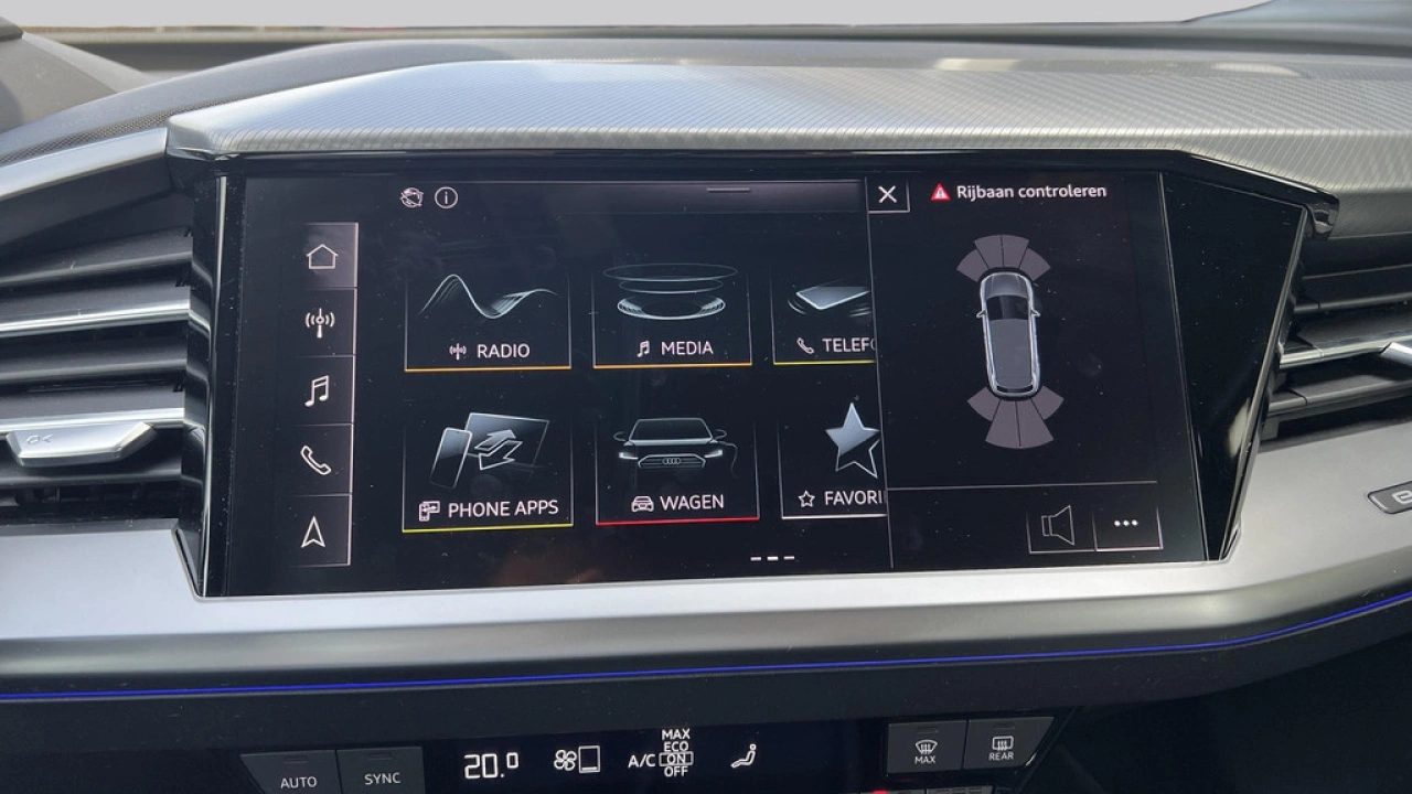 Audi Q4 e-tron 40 Advanced edition 204Pk / Parkeerhulp V+A / Sfeerverlichting