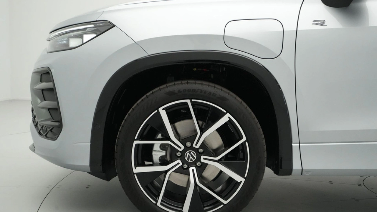 Volkswagen Tayron 1.5 eHybrid R-Line Edition
