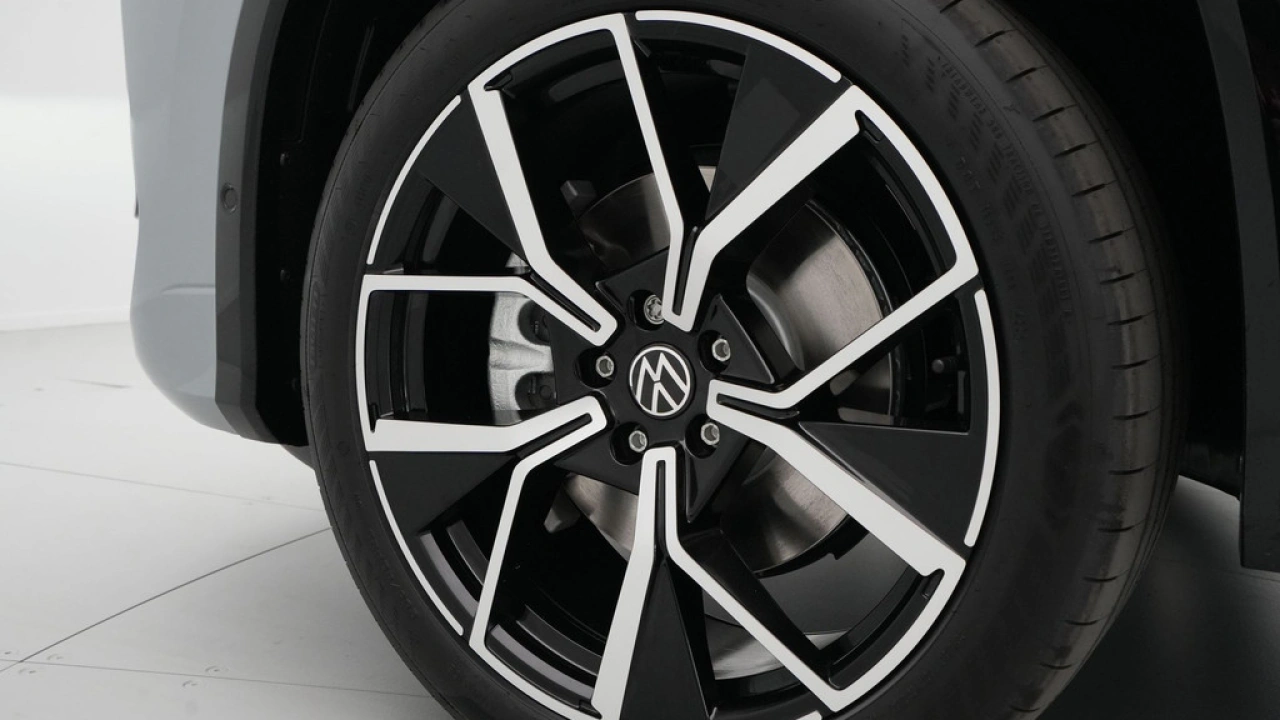 Volkswagen Tayron 1.5 eHybrid R-Line Edition