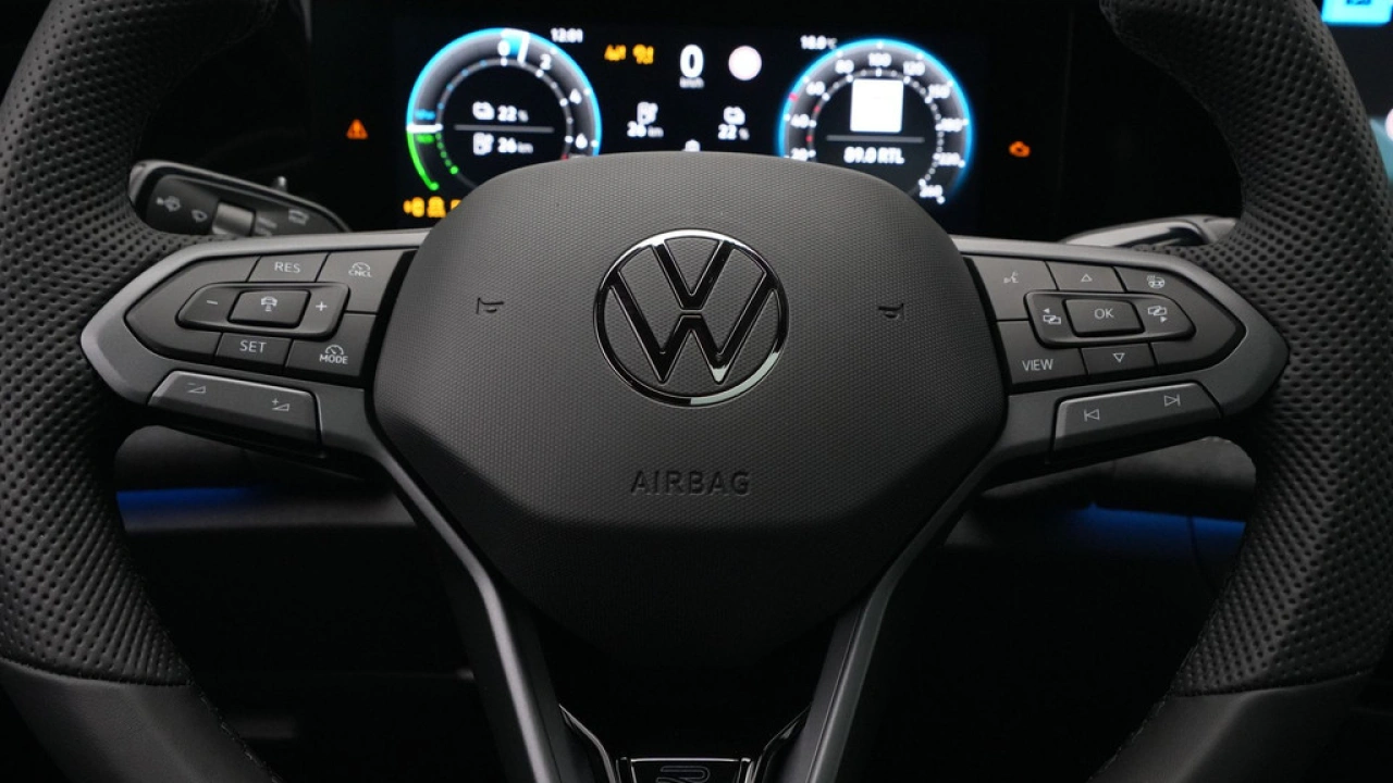 Volkswagen Tayron 1.5 eHybrid R-Line Edition