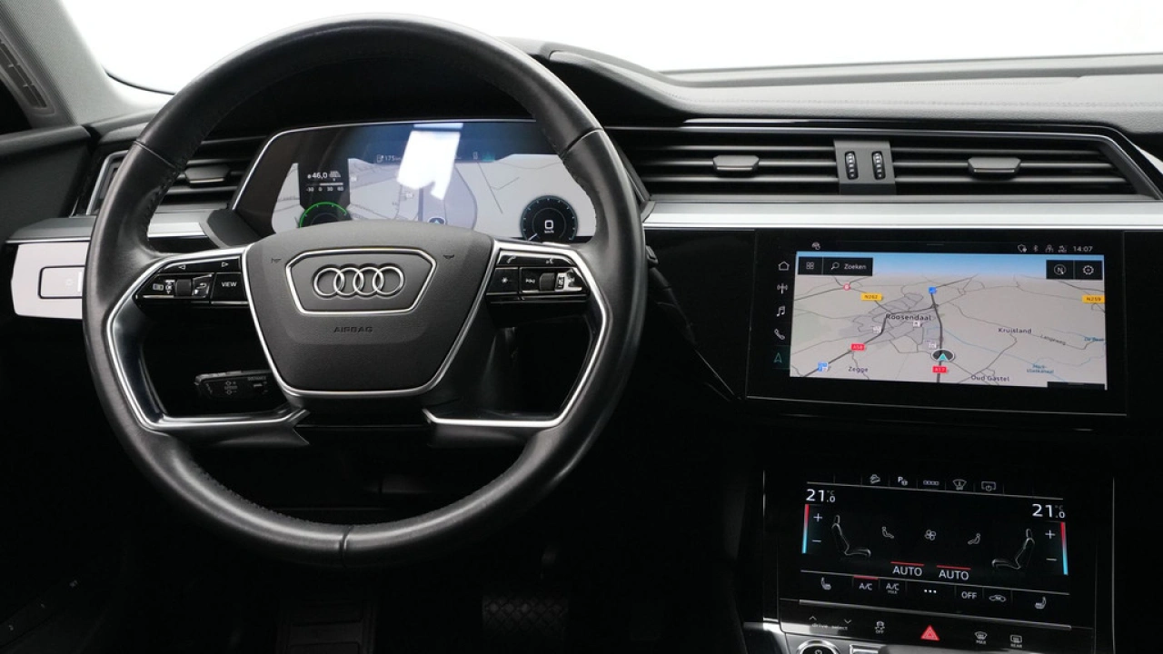 Audi e-tron e-tron 55 quattro 408pk 95 kWh