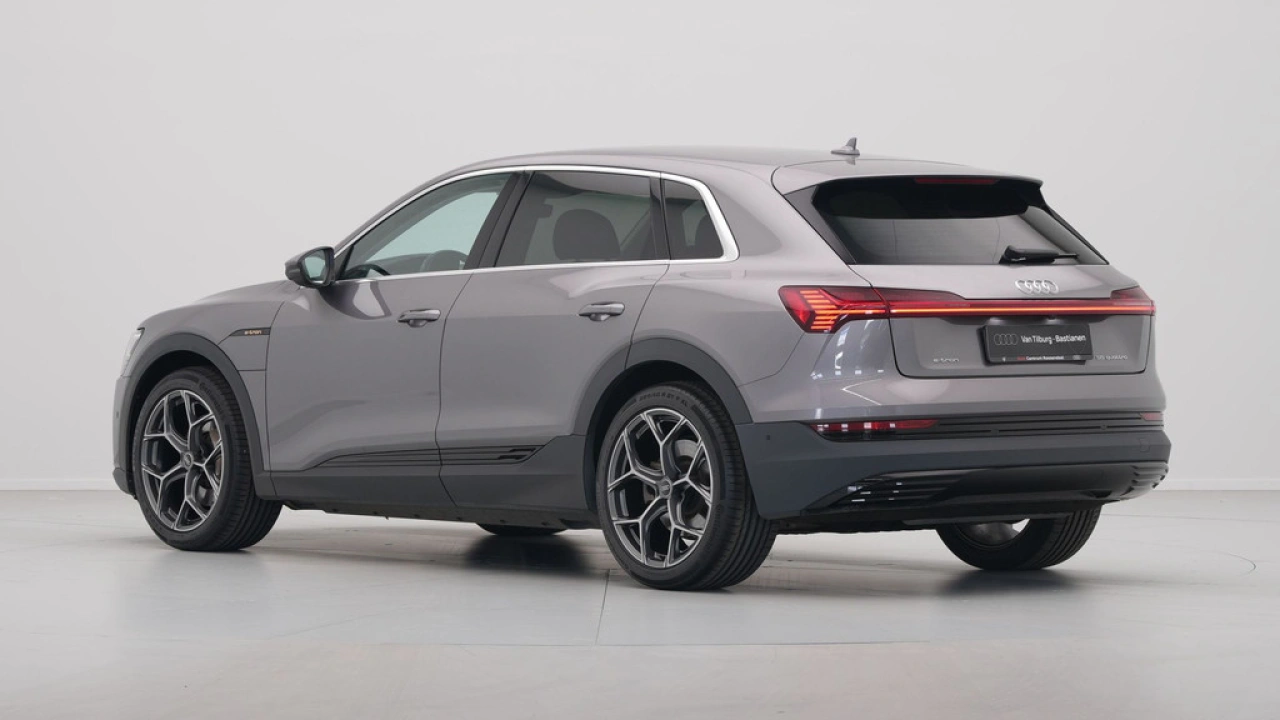 Audi e-tron e-tron 55 quattro 408pk 95 kWh