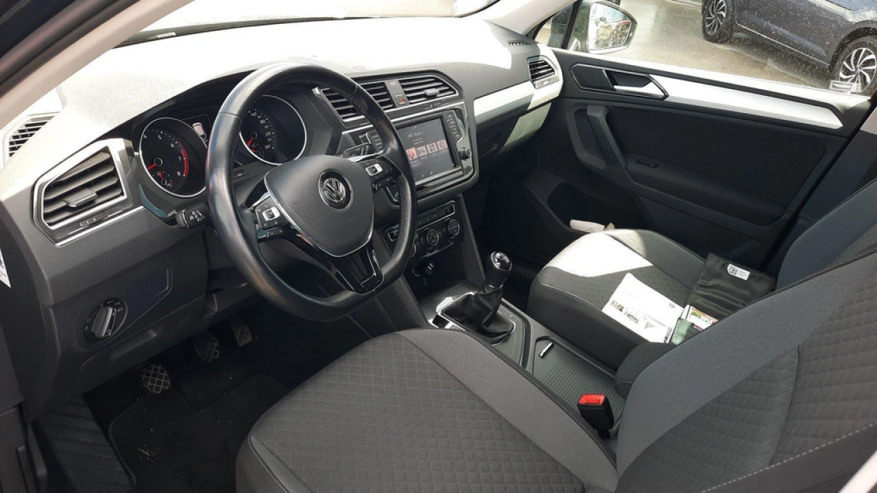 Volkswagen Tiguan 1.4 TSI ACT Comfortline Business | Trekhaak | 1e eigenaar |