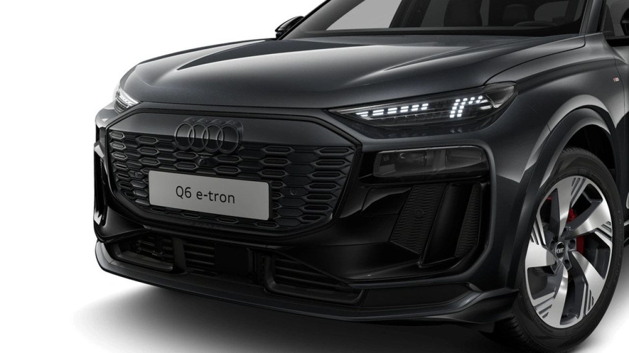 Audi Q6 e-tron performance 306 1AT S Edition