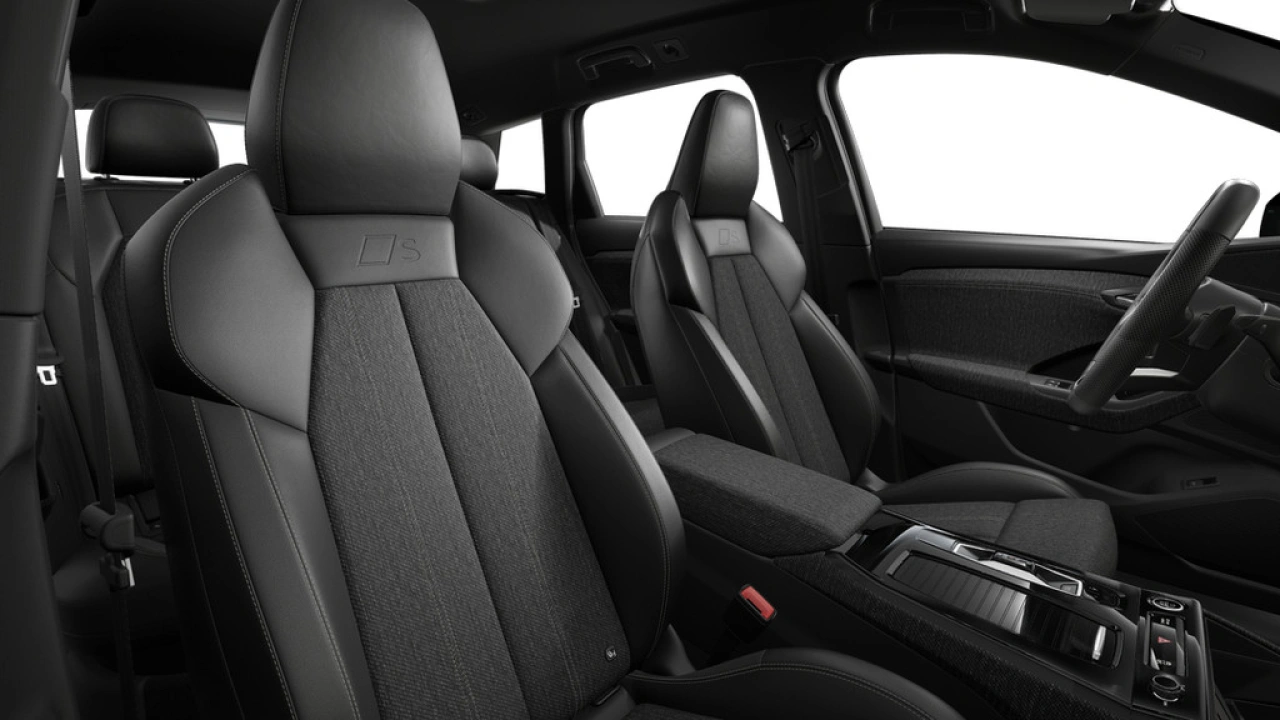 Audi Q6 e-tron performance 306 1AT Launch Edition